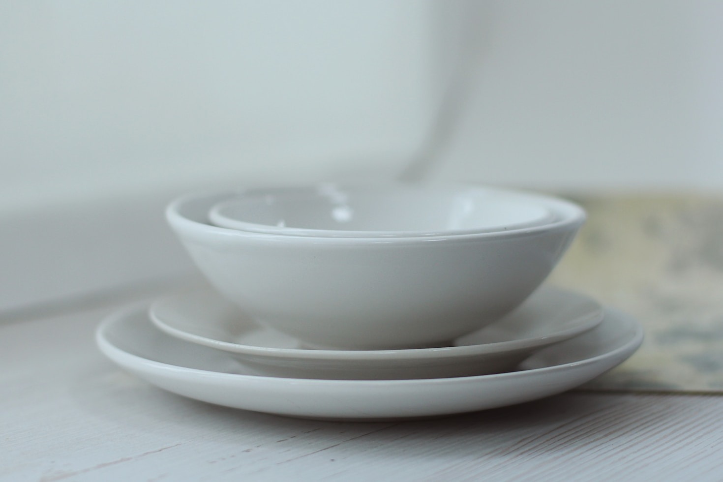 The Art of Elegant Tableware: Trends and Tips